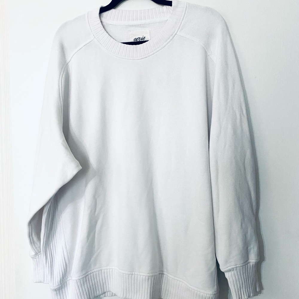 SOLD 
Aerie sides Ribbed White Sweatshirt